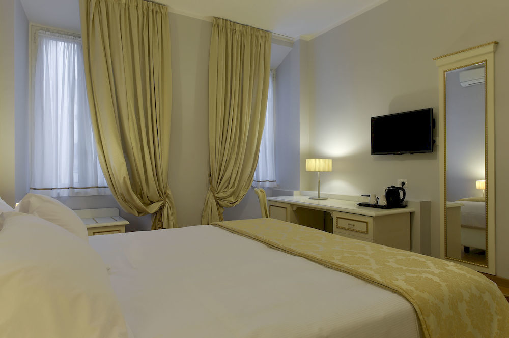 Gravina Suite Frattina Rome Exterior photo