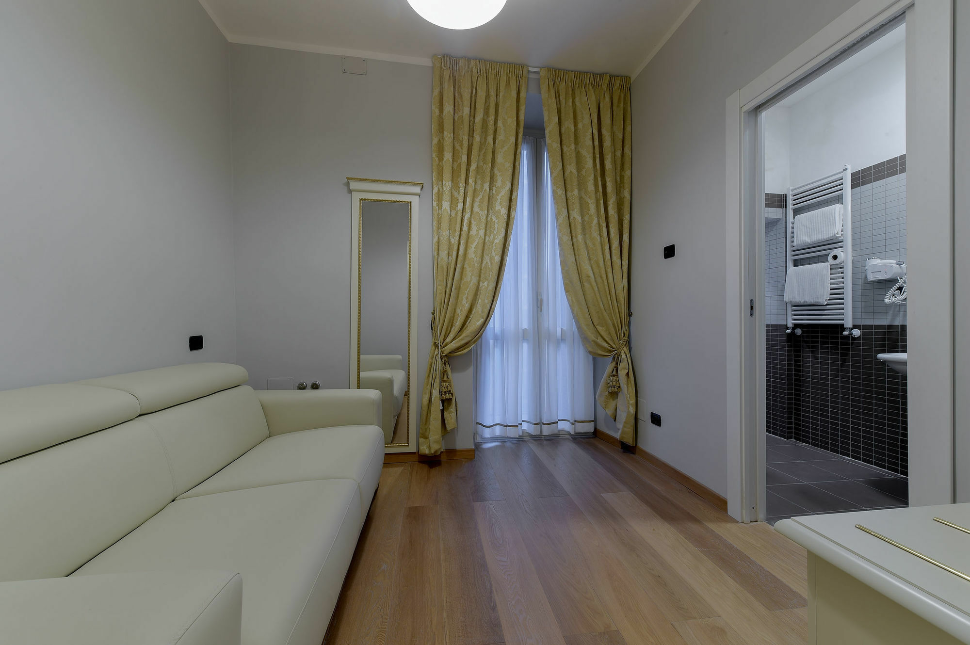 Gravina Suite Frattina Rome Exterior photo